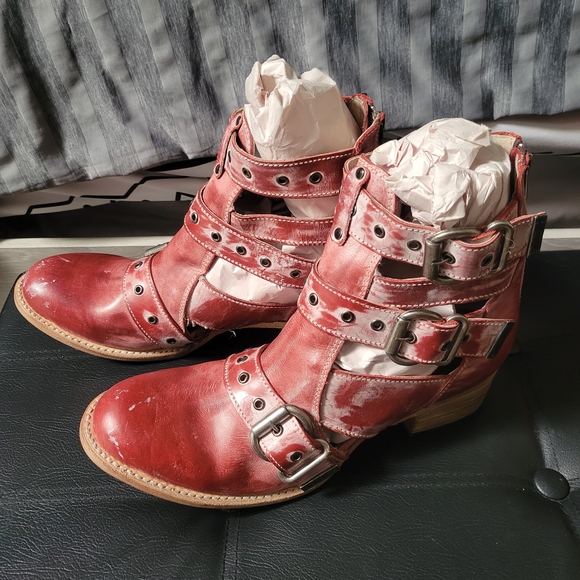 Freebird Grace Booties - Picture 3 of 10